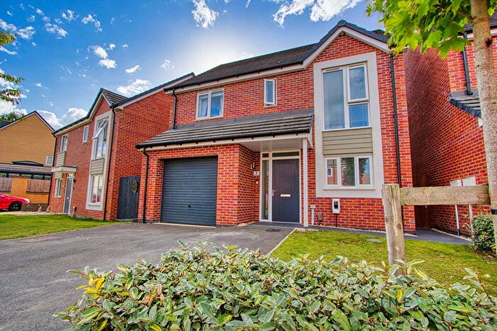 4 Bedroom Detached House For Sale In Kenning Place, Clay Cross, Chesterfield, Derbyshire, S45