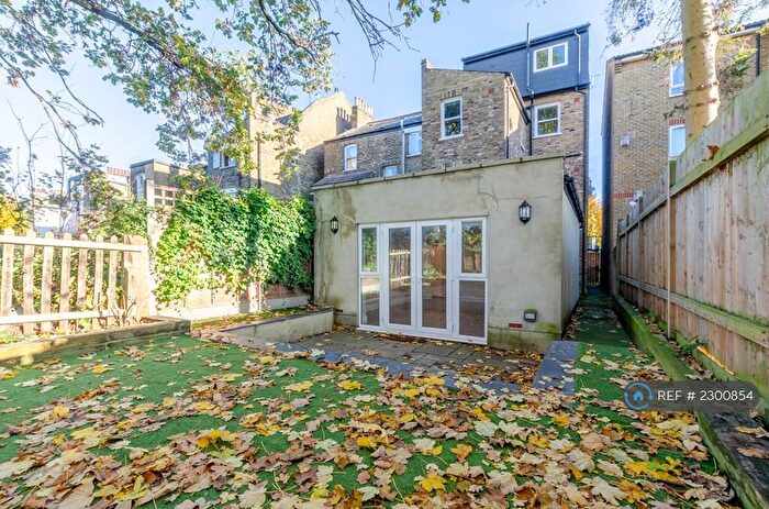 2 Bedroom Flat To Rent In Copleston Road, London, SE15