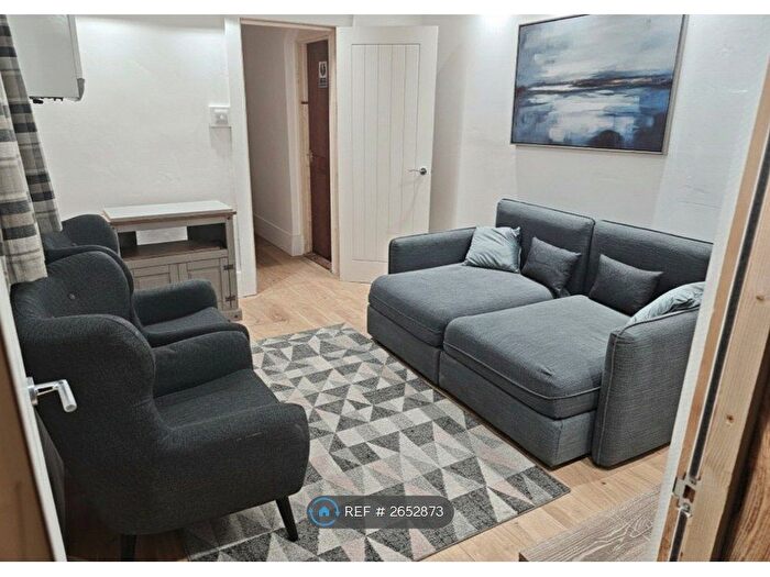 2 Bedroom Semi-Detached House To Rent In Uplands, Swansea, SA2