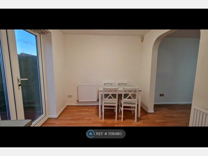 2 Bedroom Terraced House To Rent In New Shipton Close, Sutton Coldfield, B76