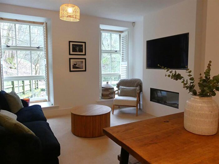 2 Bedroom Apartment To Rent In Mulberry Lane, Keighley, BD20