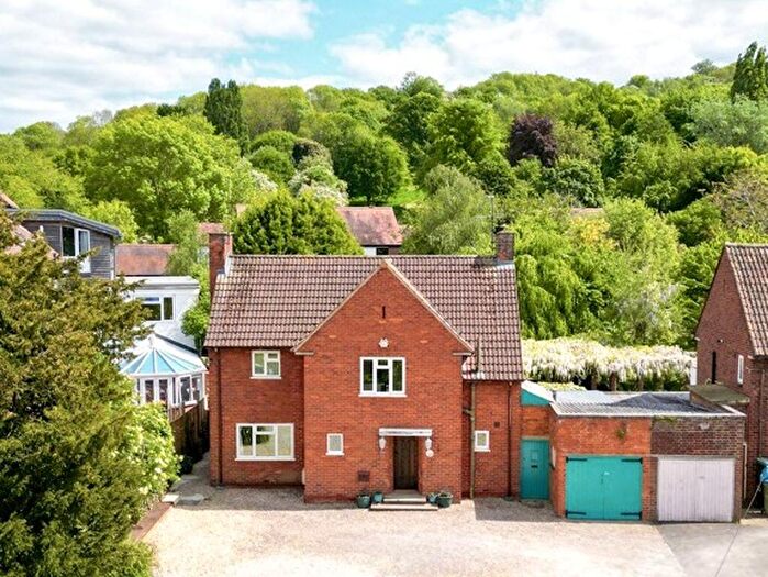 3 Bedroom Detached House For Sale In Reservoir Road, Gloucester, GL4