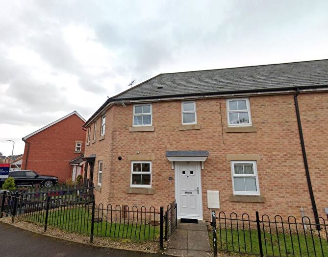 2 Bedroom Flat To Rent In Cae Canol, Penarth, CF64