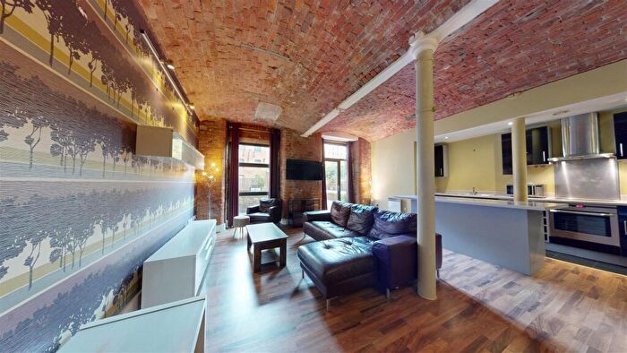 3 Bedroom Apartment For Sale In Macintosh Mills, Cambridge Street, Manchester, M1