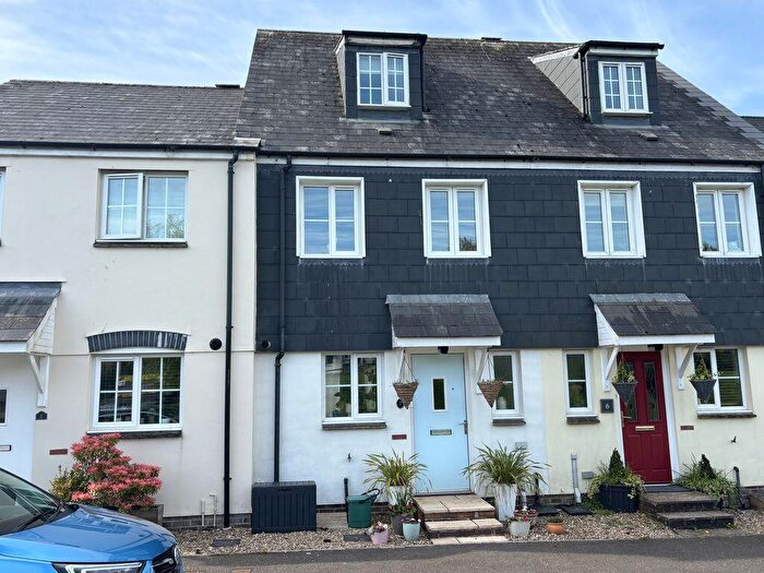 3 Bedroom Town House For Sale In Kestell Parc, Bodmin, PL31