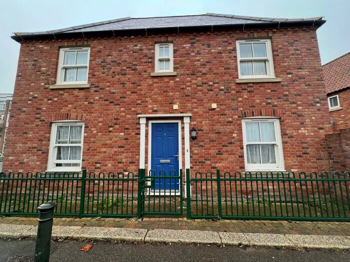 3 Bedroom Property To Rent In Friars Walk, King's Lynn, PE30