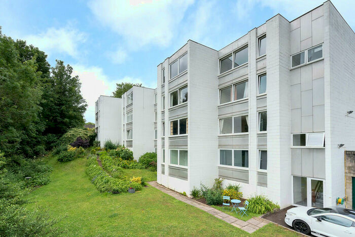 1 Bedroom Apartment To Rent In Riverside, Pixham, Dorking, RH4