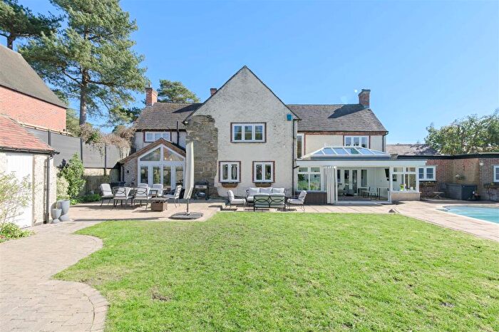 4 Bedroom Character Property For Sale In Main Street, Normanton Le Heath, LE67