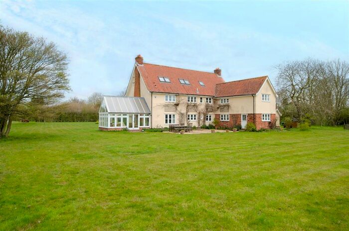6 Bedroom Detached House For Sale In Mundham, Norwich, NR14
