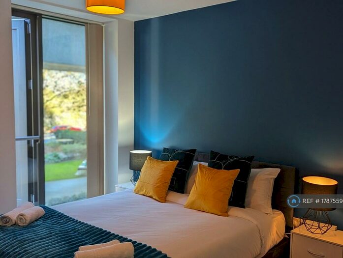 1 Bedroom Flat To Rent In Connaught Heights, London, E16