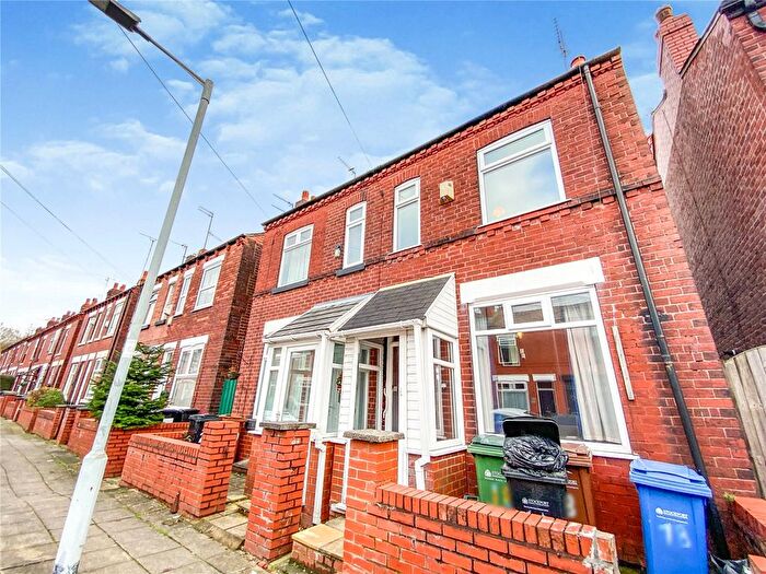 2 Bedroom Semi-detached House For Sale In Charlotte Street, Portwood, Stockport, SK1