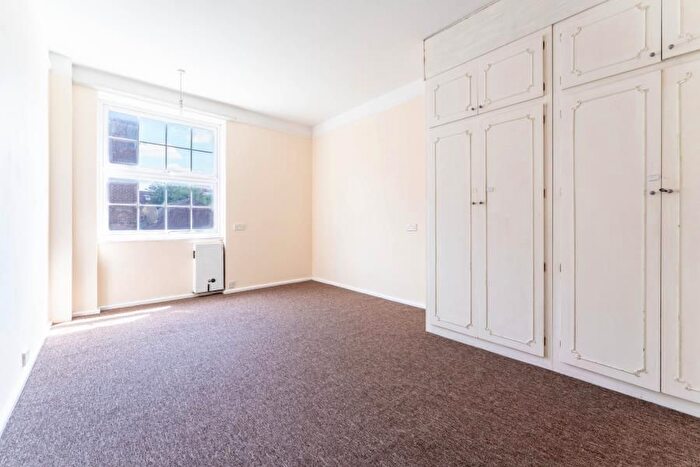 1 Bedroom Flat To Rent In Wellington House, Wester Avenue, W5
