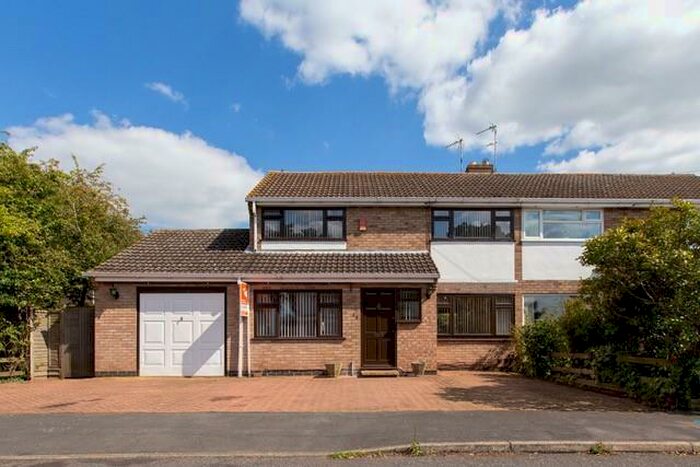 3 Bedroom Semi-Detached House To Rent In Tilton Drive, Oadby, LE2