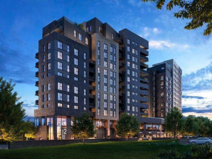 Studio To Rent In Ilderton Road, Peckham, London, SE15