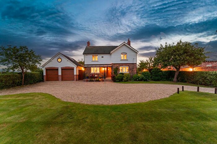 4 Bedroom Detached House For Sale In Chesterton Croft, Ridley, Tarporley, CW6