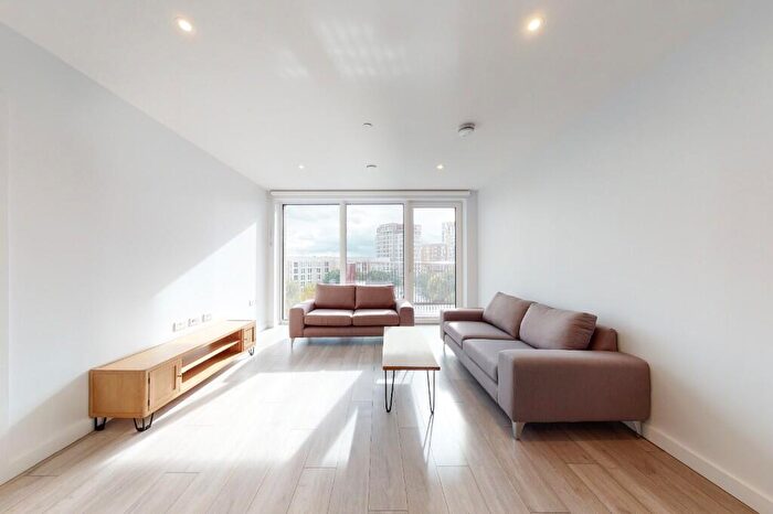 2 Bedroom Apartment To Rent In Park Central East, SE17