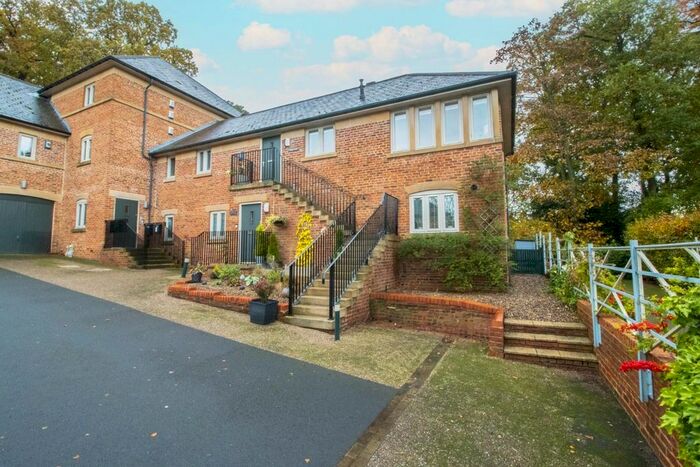 2 Bedroom Flat For Sale In Hartford Hall Estate, Bedlington, NE22