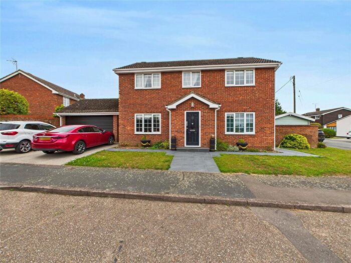 4 Bedroom Detached House For Sale In Buckleys Close, Wickham Bishops, Witham, CM8