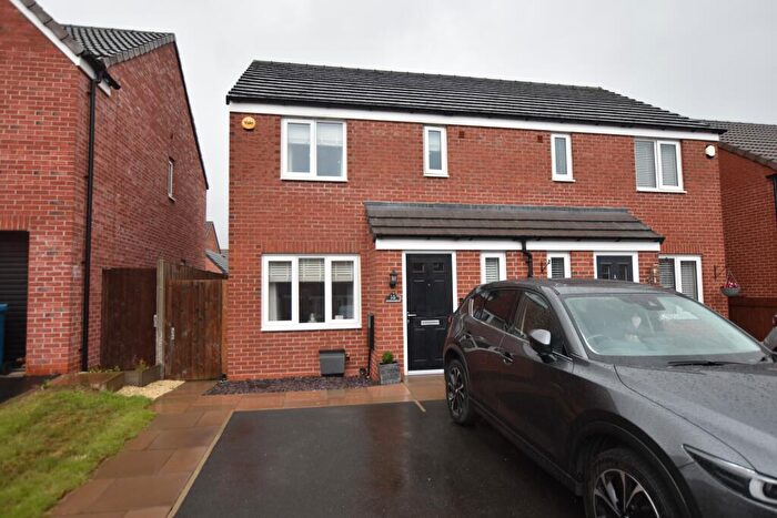 3 Bedroom Semi-Detached House For Sale In Peacock Gardens, East Leake, LE12