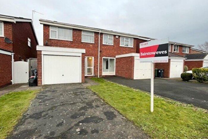 3 Bedroom Property To Rent In Parkstone Close, Walsall, WS4