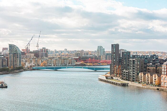 2 Bedroom Flat To Rent In Falcon Wharf, Lombard Road, SW11