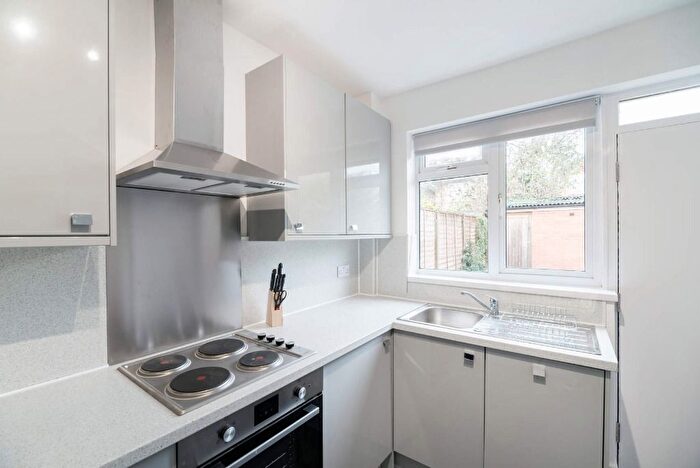 4 Bedroom Detached House To Rent In Middleton Street, Beeston, Nottingham, NG9