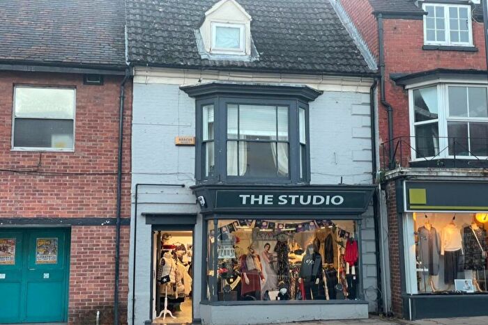 2 Bedroom Apartment To Rent In The Square, Kenilworth, Warwickshire, CV8