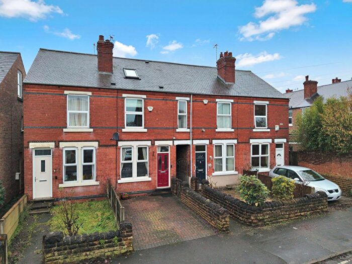 3 Bedroom Terraced House For Sale In Victoria Road, Nottingham, Nottinghamshire, NG5