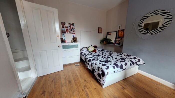 2 Bedroom Terraced House To Rent In Harold Terrace, Hyde Park, Leeds, LS6