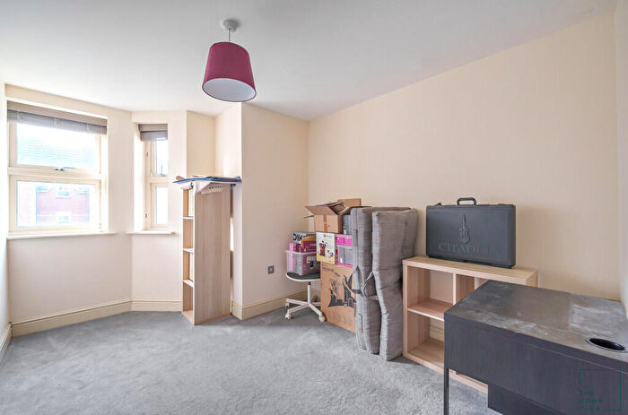 2 Bedroom Apartment To Rent In Church Road, Guildford, GU1