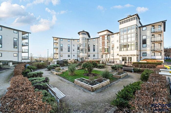 1 Bedroom Flat For Sale In Mistletoe Court, Seacole Crescent, Old Town, SN1