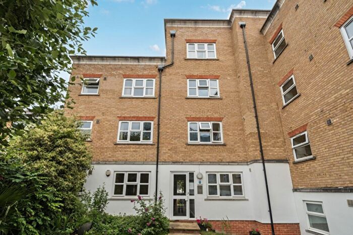 1 Bedroom Flat To Rent In Basevi Way London, SE8