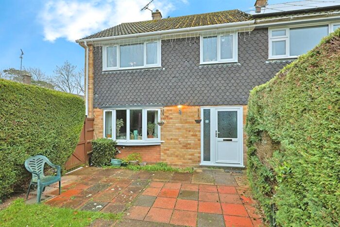 3 Bedroom End Of Terrace House For Sale In St. Margarets Close, Horstead, Norwich, NR12