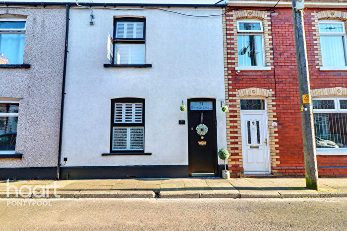 3 Bedroom Terraced House For Sale In Grove Place, Pontypool, NP4