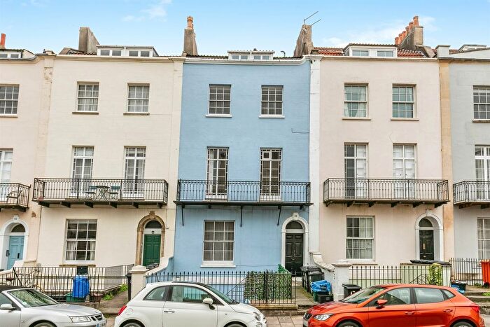 2 Bedroom Flat For Sale In Frederick Place, Bristol, BS8