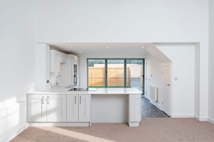 3 Bedroom End Of Terrace House For Sale In Main Street, Escrick, York, YO19