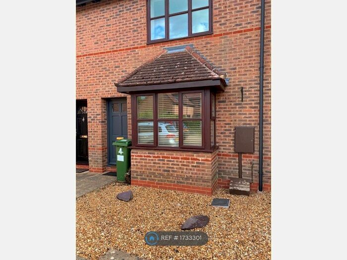 3 Bedroom Semi-Detached House To Rent In Maybach Court, Shenley Lodge, Milton Keynes, MK5