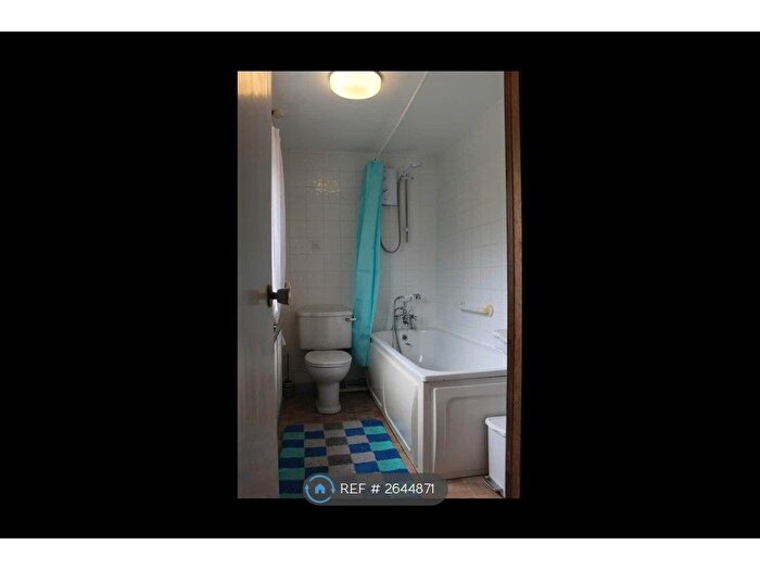 2 Bedroom Bungalow To Rent In Chenies Cottage, Newquay, TR8