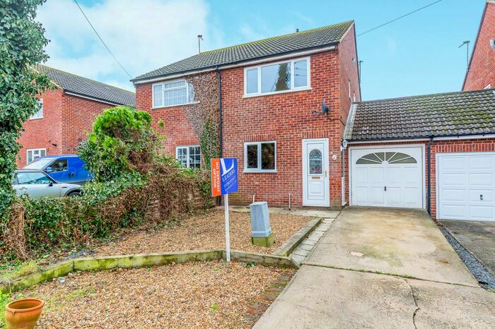 2 Bedroom Semi-Detached House To Rent In North End Rd, Steeple Claydon MK18