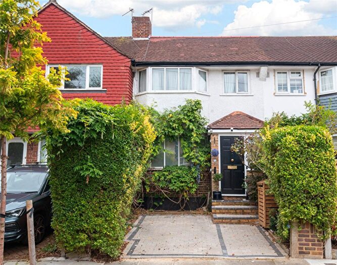 3 Bedroom Terraced House For Sale In Fulwell Park Avenue, Twickenham, TW2