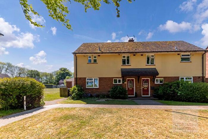 3 Bedroom Semi-Detached House For Sale In Barton Road, Badersfield, Norfolk, NR10