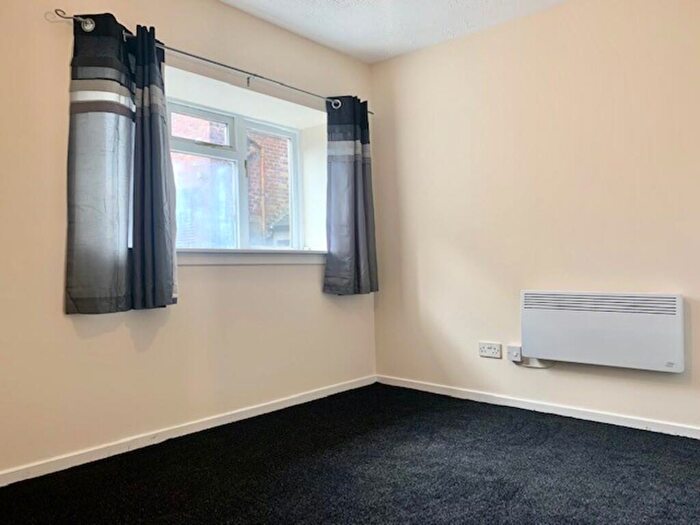 1 Bedroom Flat To Rent In Union Street, Falkirk, FK2