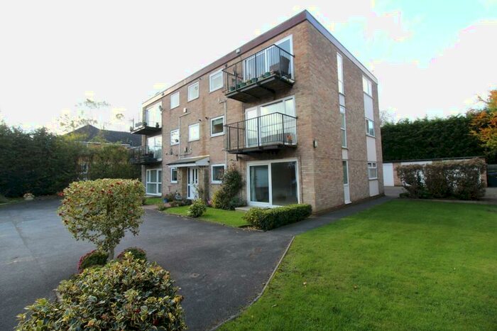 2 Bedroom Flat To Rent In Holt Lane Court, Leeds, West Yorkshire, Uk, LS16