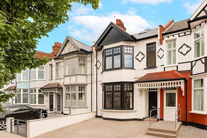 5 Bedroom Terraced House For Sale In Hanover Road, Queen's Park, NW10