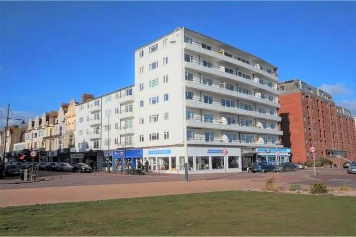 2 Bedroom Flat To Rent In Marina, Bexhill-On-Sea, TN40