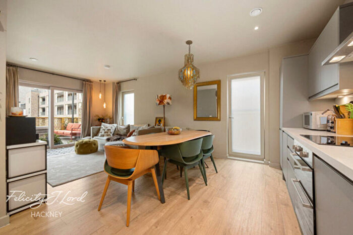 3 Bedroom Apartment For Sale In Homerton High Street, London, E9