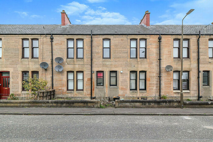 2 Bedroom Flat To Rent In James Street, Stenhousemuir, Larbert, Stirlingshire, FK5