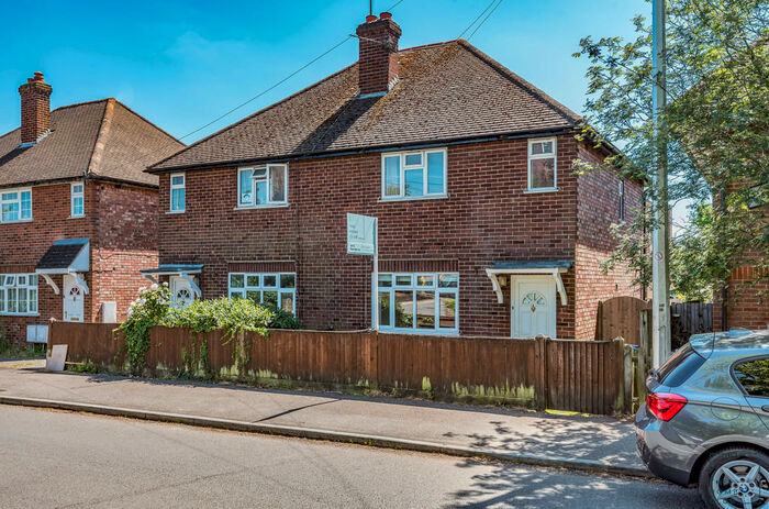 3 Bedroom Semi-Detached House To Rent In Stoughton Road, Guildford, GU1