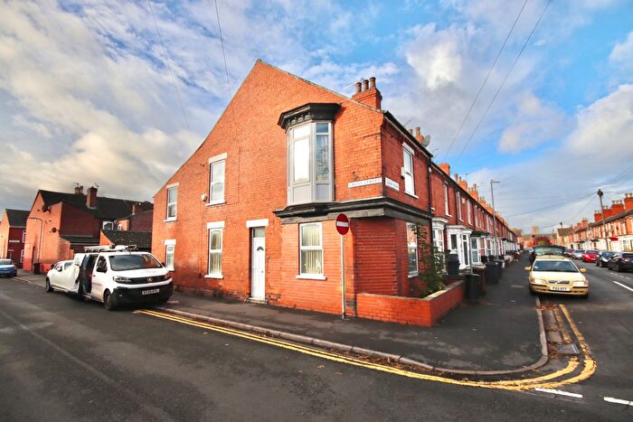 3 Bedroom End Of Terrace House For Sale In Kirkby Street, Lincoln, LN5