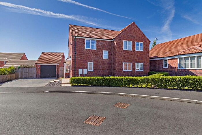 4 Bedroom Detached House For Sale In Poplar Heights, Duckmanton, S44